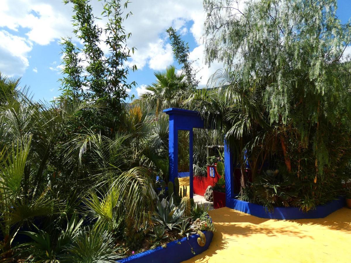 Villa Tropica, Total Privacy, Tropical Garden And Private Pool Каштела Екстер'єр фото
